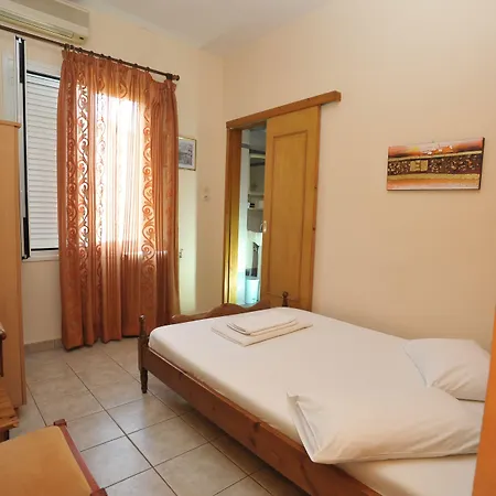 Hera Hotel