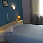 Hera Hotel